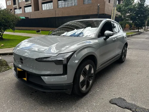 Volvo EX30 Core