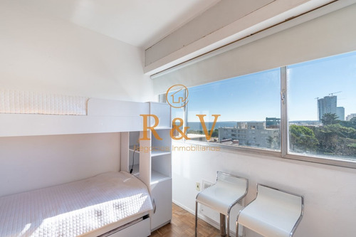 Imagen 17 de 23 de Apartamento De Dos Dormitorios En Venta Reciclado En Venta