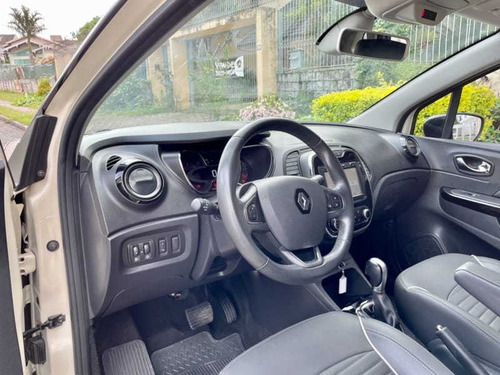 Imagem 9 de 15 de Renault Captur Intense 2.0 16v 5p Aut 2018
