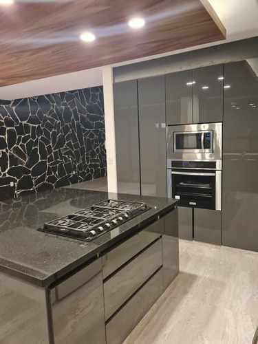 Imagen 11 de 30 de Se Vende Casa En Lomas De Juriquilla, 3 Niveles, Doble Altur
