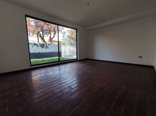 Imagen 5 de 27 de Casa Lugar Residencial De 3 Pisos Remodelada