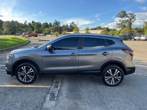 Nissan Qashqai 2.0 Advance 140 hp