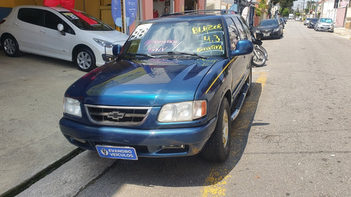 Chevrolet Blazer 4.3 V6 Executive 5p