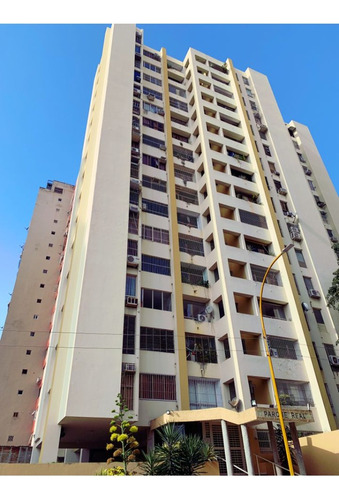 Residencia Parque Real, Confortable Apartamento Totalmente Amoblado. Pla-1418