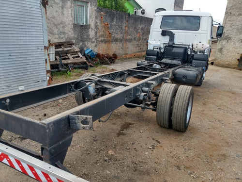 Sucata Vw 8160 Ano 2014 Para Retirada De Peças