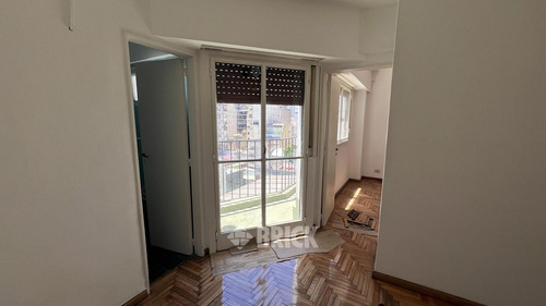 Adolfo Alsina Al 2500 - Impecable Balcon V/abierta T/sol T/externo