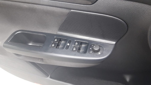 Volkswagen Vento Variant 2.5 2013 (co)