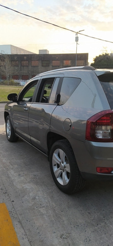 Imagen 10 de 15 de Jeep Compass 2013 2.4 Sport 170cv Atx