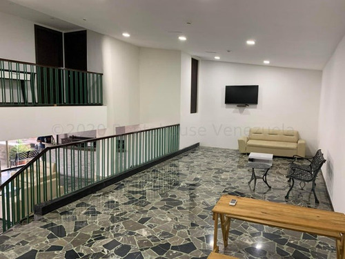 Hotel En Venta Playa Grande Es25-8854