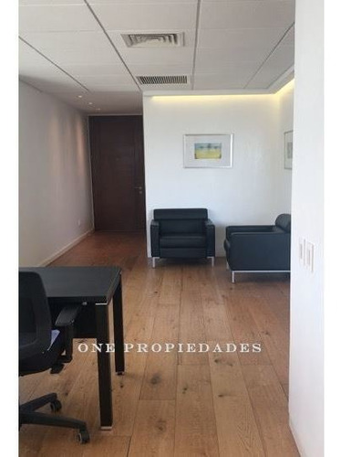 Imagen 2 de 16 de Oficina En Venta En Las Condes