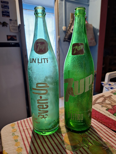 Antiguas Botellas De Refresco 7up Seven Up ,lt 1 Uruguay 