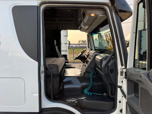 Imagem 15 de 25 de Iveco Stralis 480 6x4 Ano 2013