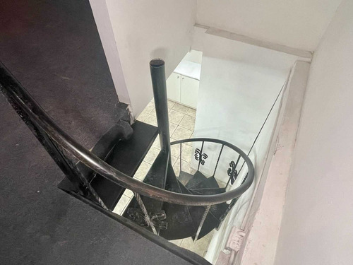 Arriendo Casa Hospital Félix Bulnes. 5 Dorm. (93715)