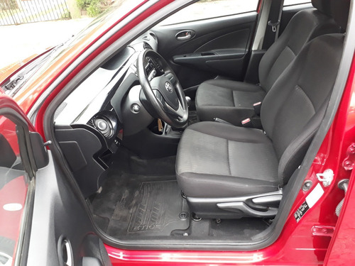 Toyota Etios 5p 2016 Caja De 6ta