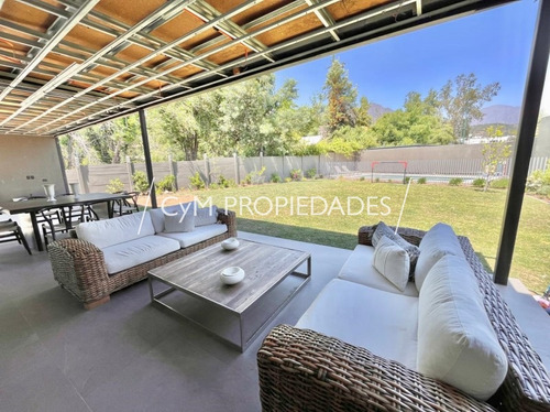 Valle Escondido / Condominio Exclusivo