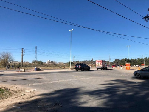 Imagen 2 de 6 de Venta Fracción Comercial En Esquina Sobre Ruta 58, Canning.
