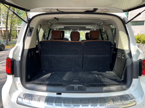 Infiniti QX80 5.6l Perfection 8 Pasajeros At