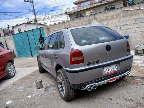 Volkswagen Pointer 1.6 City Mt