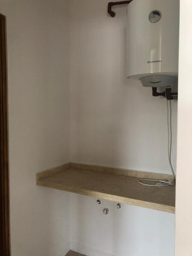 Imagen 6 de 11 de Departamento - La Plata
