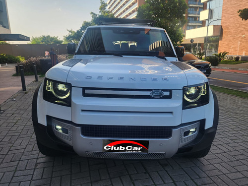 Land Rover Defender DEFENDER 110 2.0 TURBO HSE SI4 AUT.