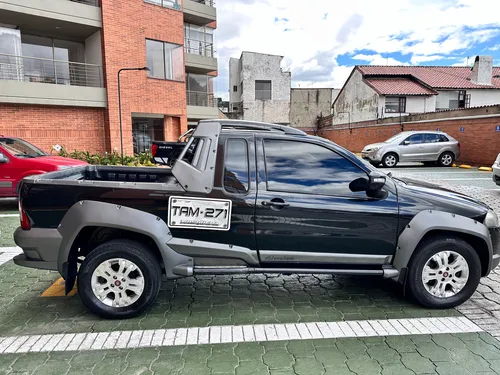 Fiat Strada 1.6 Adventure