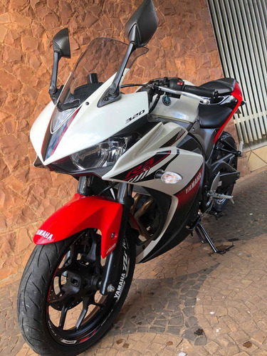 Yamaha R3 2017