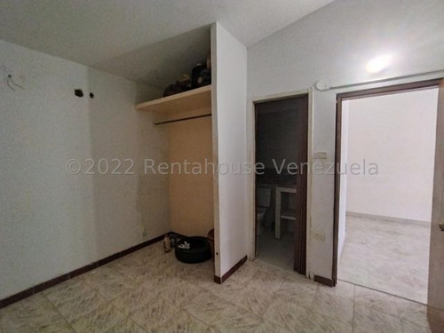 Imagen 13 de 24 de Amplia Casa Urb. San Antonio De Palo Negro 23-13073 Ejc 04243439046