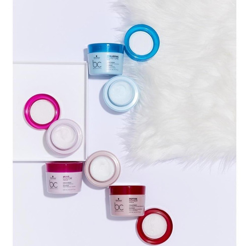 Imagem 4 de 7 de Condicionador Hyaluronic Moisture Kick Schwarzkopf Full