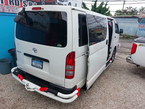 Imagen 3 de 15 de Toyota Hiace Americano