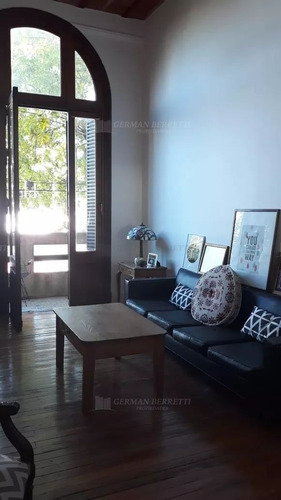 Departamento Ph En Venta Ubicado En Alto Palermo, Capital Federal