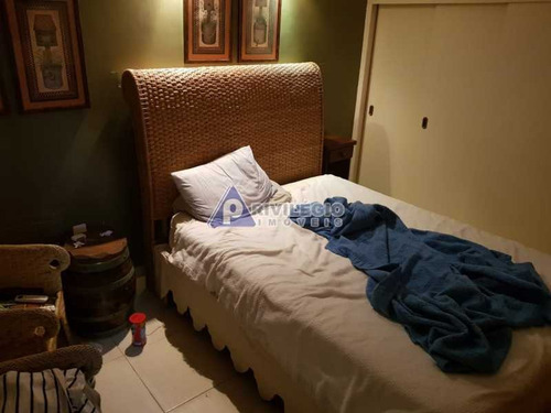 Imagem 8 de 30 de Lagoa, 6 Quartos, Sendo 2 Suítes, Varanda, 2 Vagas!! - 11313