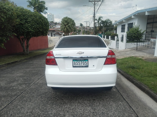 Chevrolet Aveo 2015 Automático