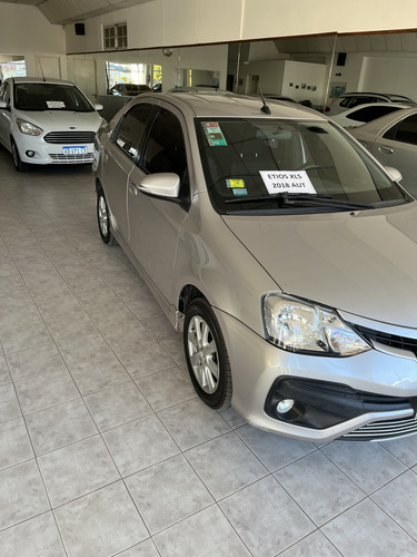 Toyota Etios 1.5 Sedan Xls At