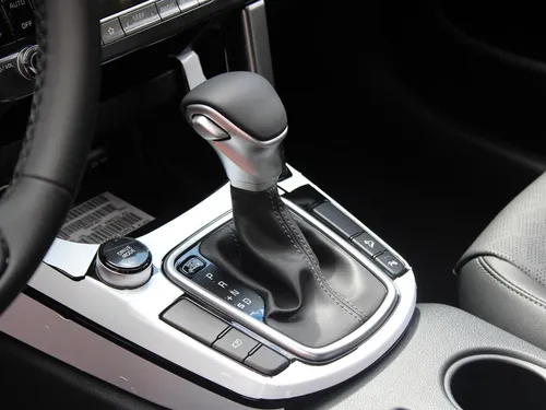 Kia Seltos 2.0 Zenith 4X2