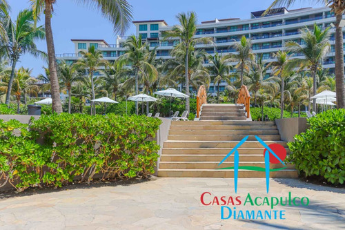 Cad La Isla Java J3. Terraza Con Vista A Las Áreas Comunes