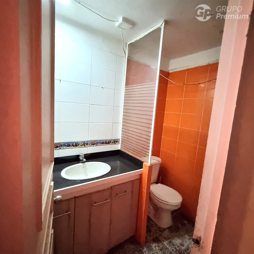 Casa Con Excelente Ubicación En Buin. 3d 1b