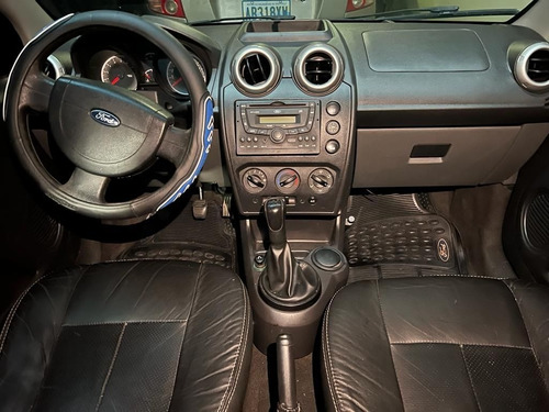 Imagen 10 de 12 de Ford Fiesta