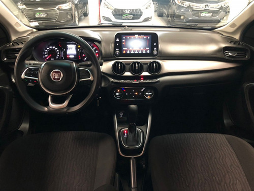 Imagem 11 de 14 de Fiat Cronos 1.8 E.torq Flex Drive At6