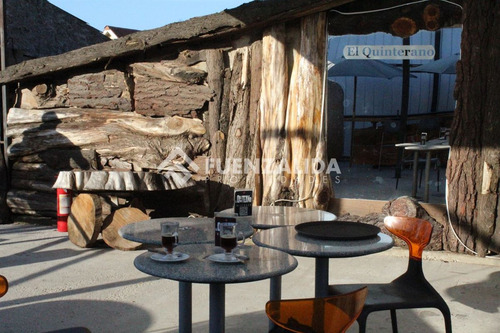 Local Comercial En Venta En Quintero, Con Patente Completa