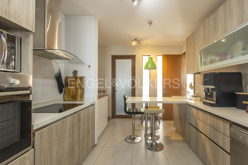 Casa Mediterránea En Arriendo En Condominio Seguro.
