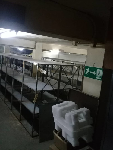 Imagen 6 de 14 de Locales En Venta Urb Los Chaguaramos