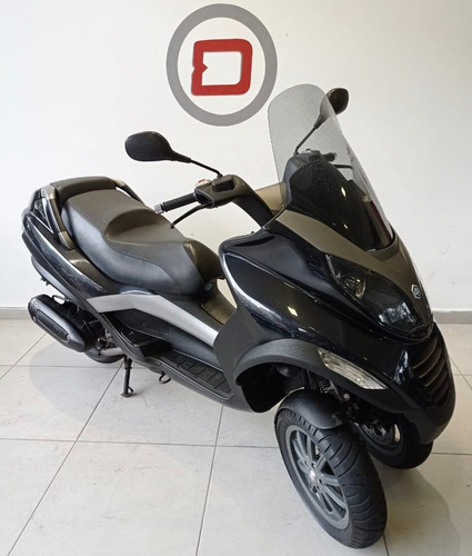 Piaggio Mp3 250