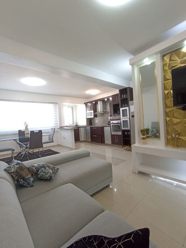 Imagen 14 de 24 de Fg Apartamento Moderno En Los Mangos, Calle Cerrada. Res. Alameda