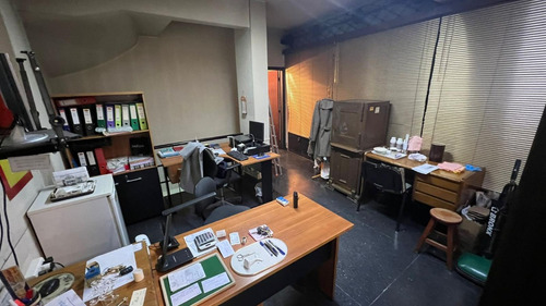 Alquiler Local Comercial, Centro Cordon Colonia Y Vazquez, Salon, Oficina Baño Y Subsuelo. 72 M2