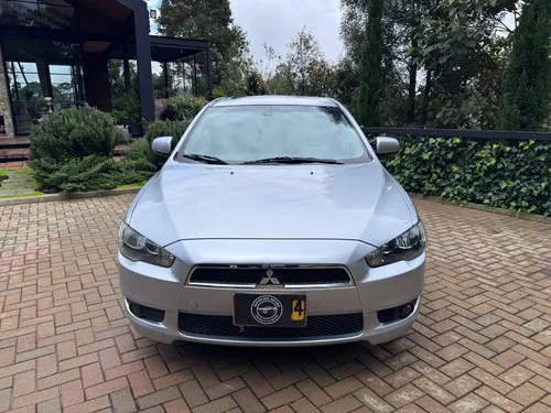 Mitsubishi Lancer 2.0 Avanzado