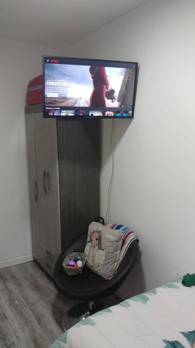 A Estrenar Habitaciones, Dormitorios, (femenino)