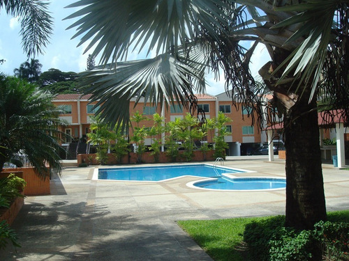 Imagen 29 de 29 de Ligia Guardia Vende Hermoso Town House En Res. Doral Park El Trigal Norte