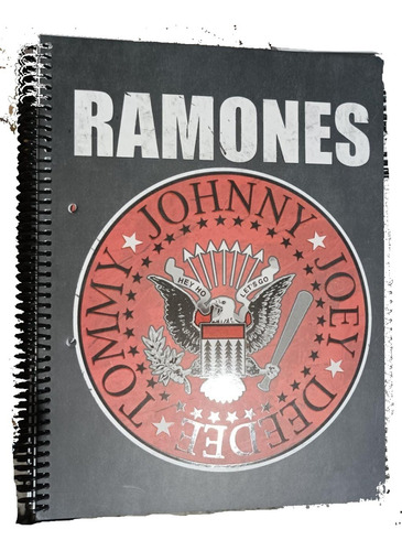 Cuaderno Universitario Mooving A4 Ramones Rayado 80hjs
