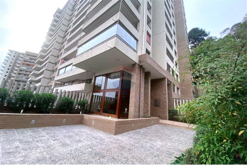 Venta Departamento En Bosque De La Pirámide