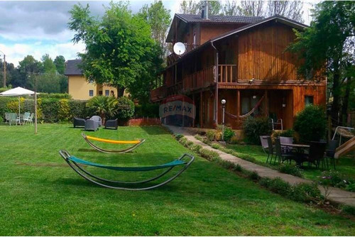 Recinto Turístico En Arriendo En Pucón